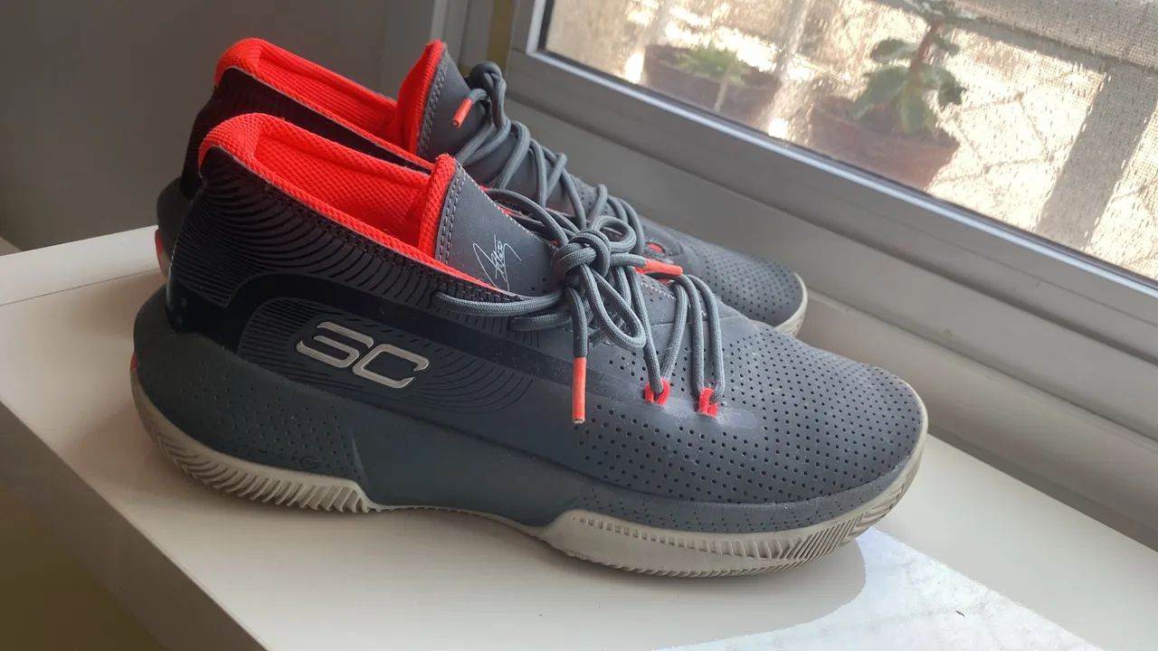 Tênis Under Armour SC (Stephen Curry) - Tam. 41 - Calçados