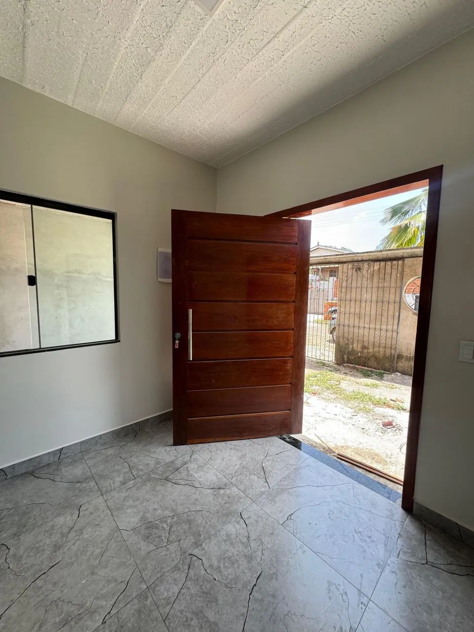 ALUGO APARTAMENTO 