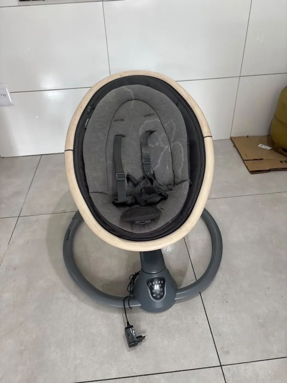 Cadeirinha de balanço maxi cosi 