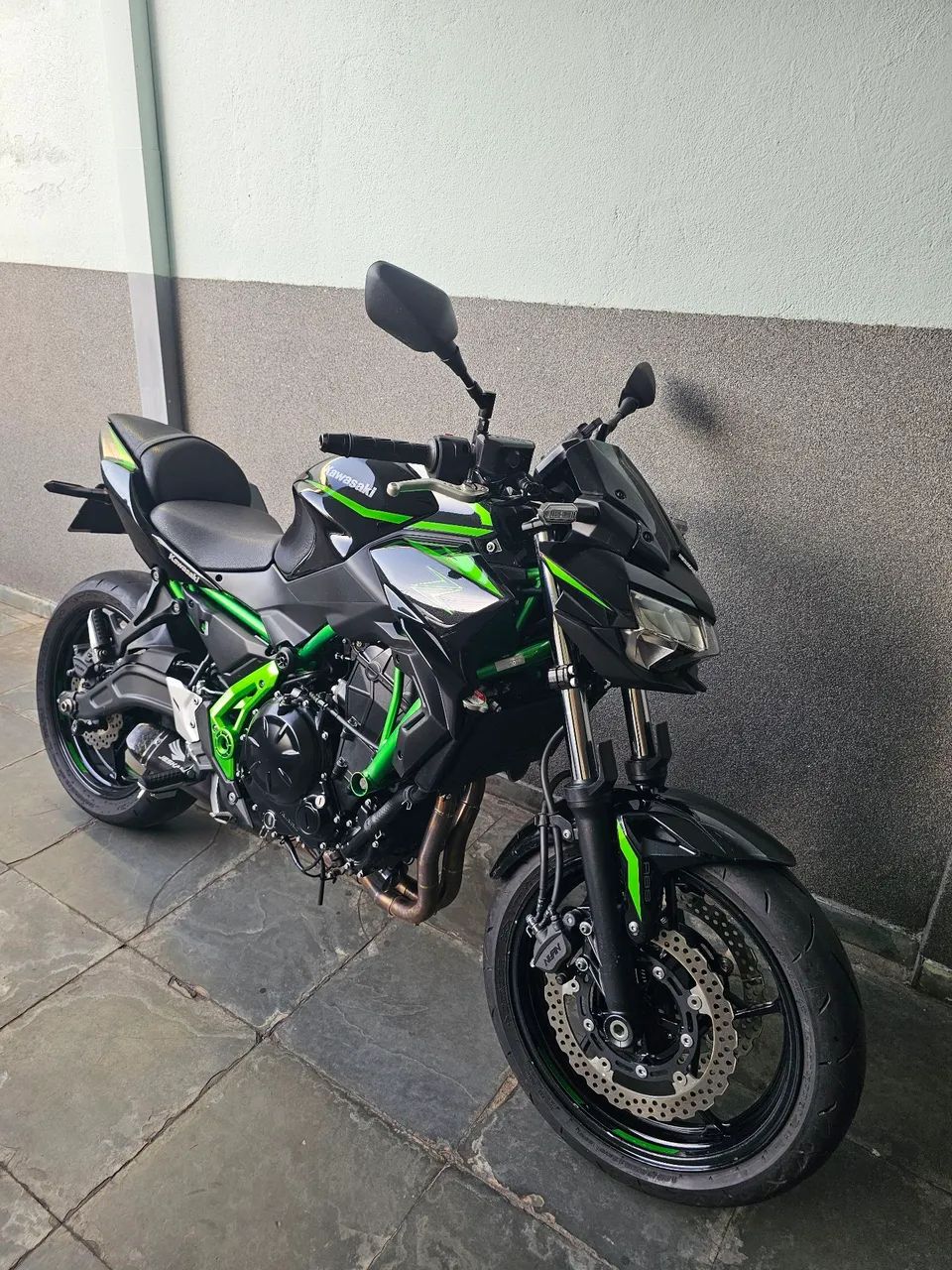 Z 650 2025 - 1539878386 | OLX