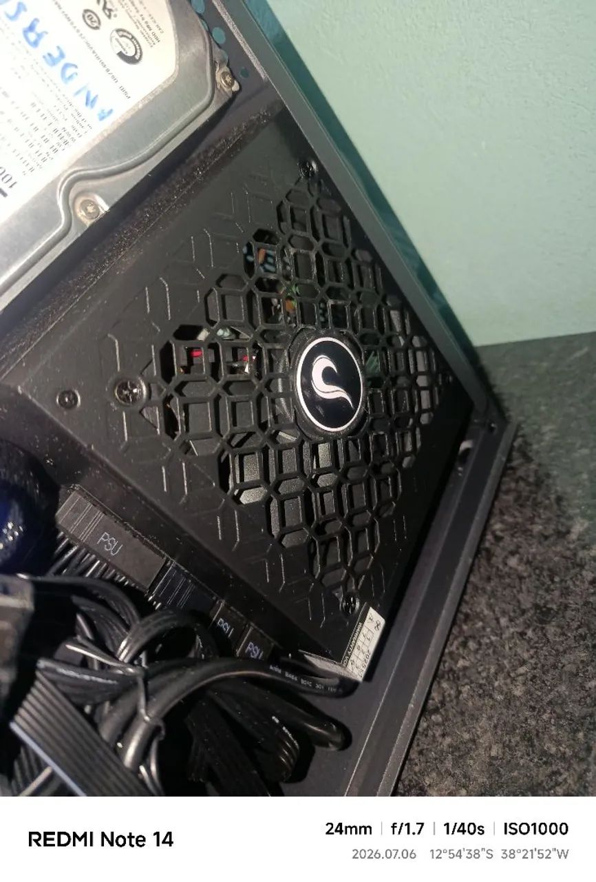 Fonte Rize Mode Elektra Full modular de 650w  - Foto 3
