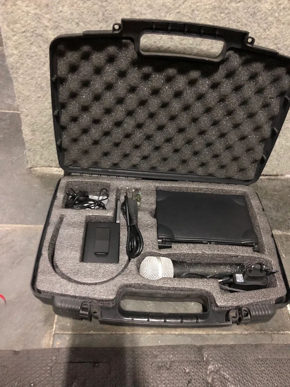 Microfone Lapela + Microfone Dinâmico 