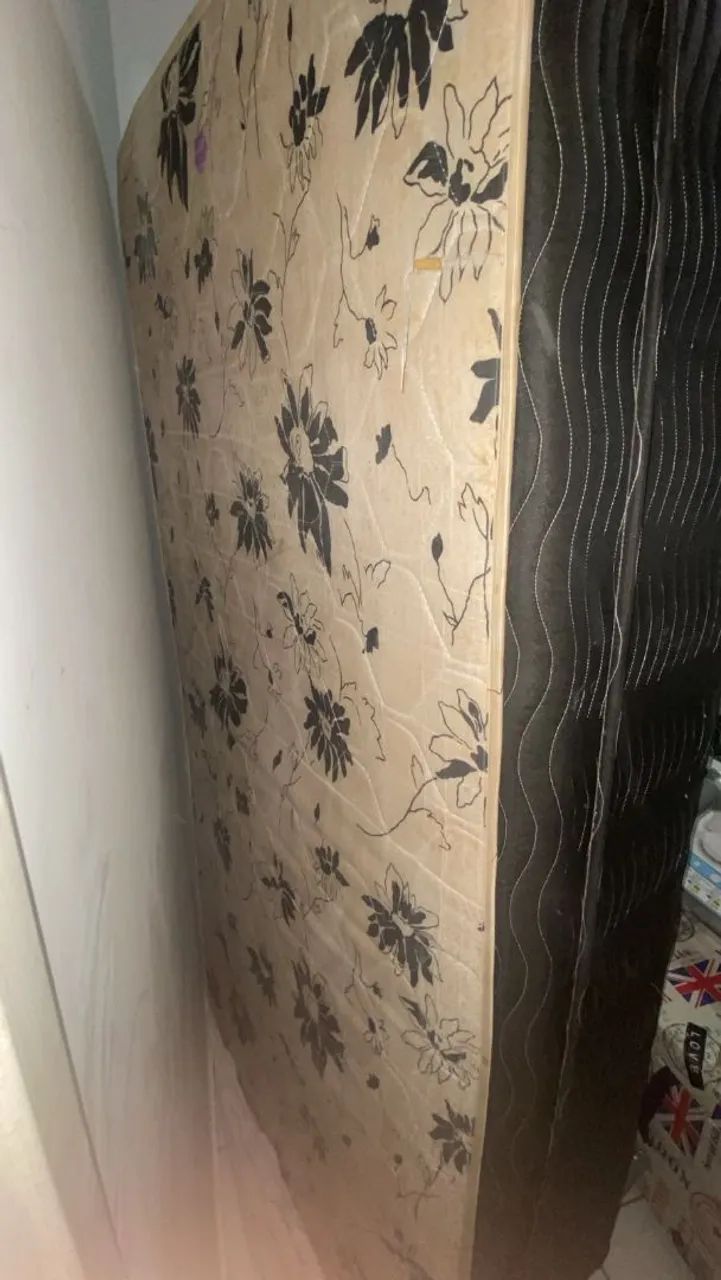 Cama Box solteiro usado