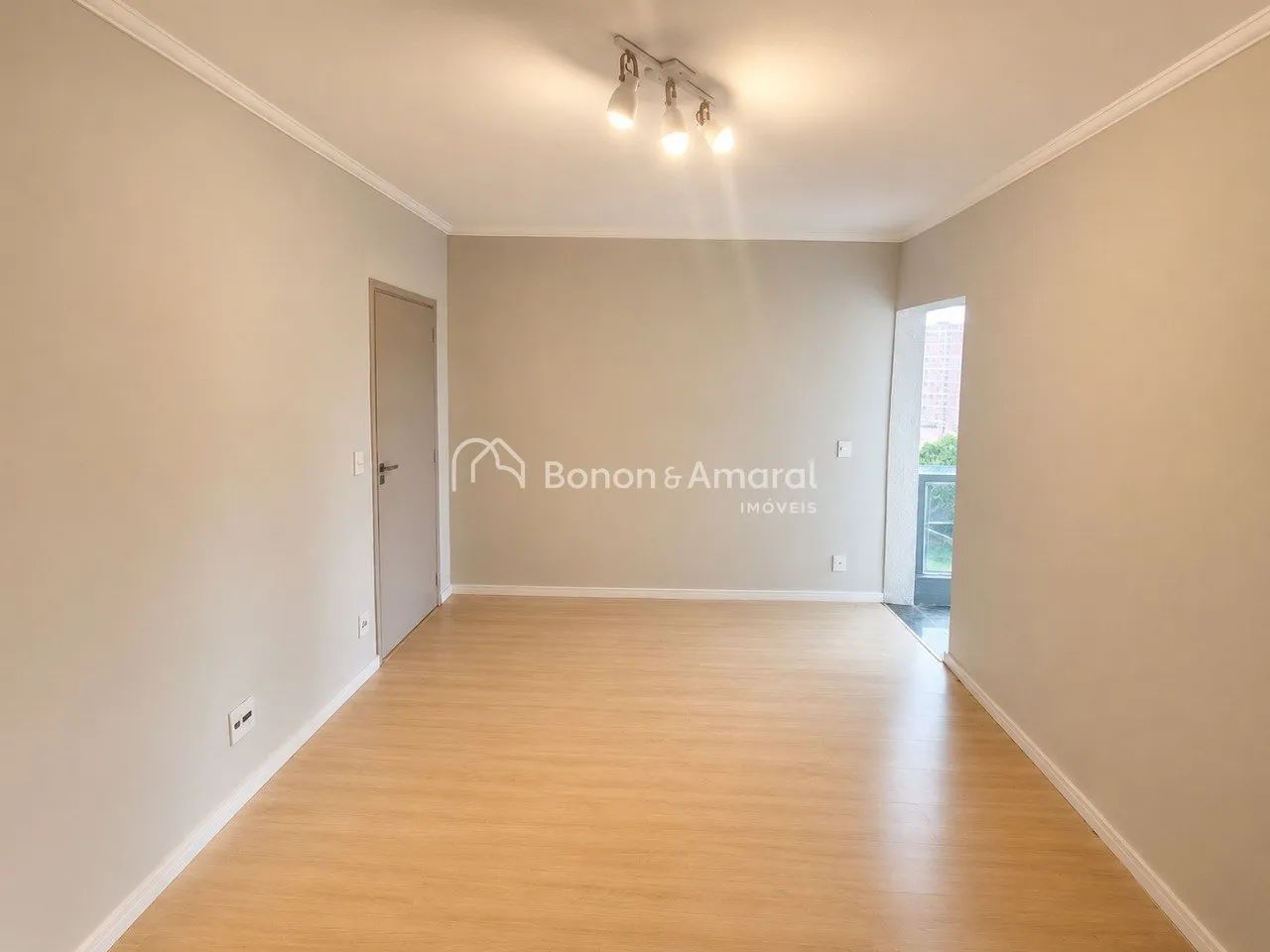 Apartamento no Cambuí | 2 Quartos, Sacada e 76 m² - Campinas/SP - Foto 2