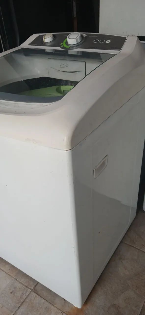 Máquina de lavar roupa 