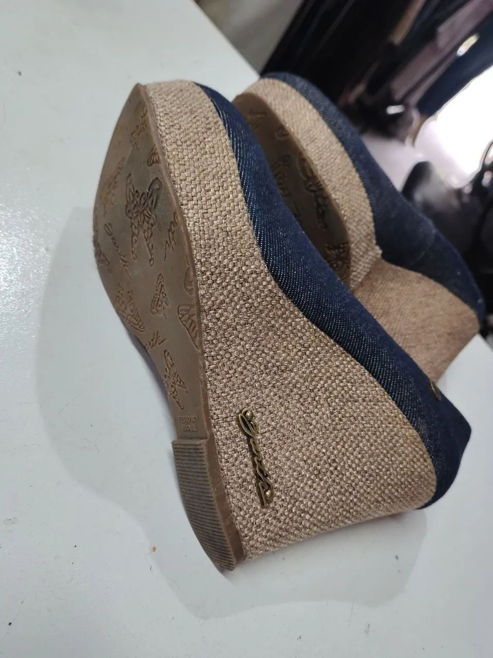 Sapato Anabela jeans escuro  - Foto 4