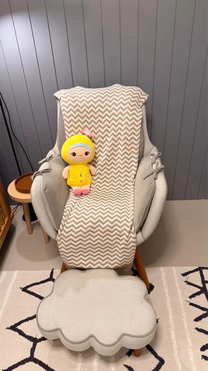 Cadeira e puff sofisticado - Foto 3