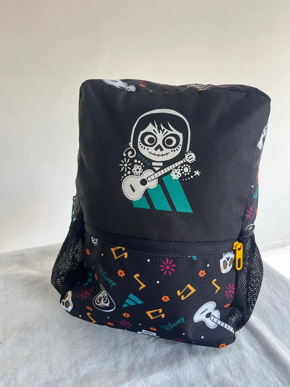 Mochila Adidas Pixar Original e Nova  - Foto 3