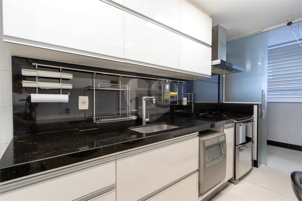 Apartamento com 3 quartos à venda em Enseada do suá - ES - Foto 2