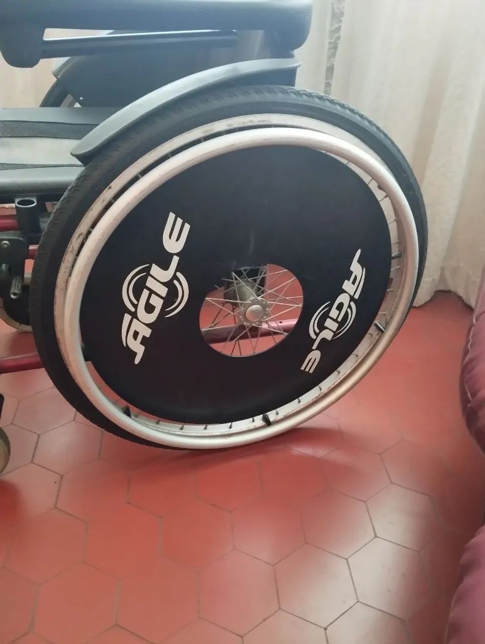 Cadeira de rodas Agile - Foto 4