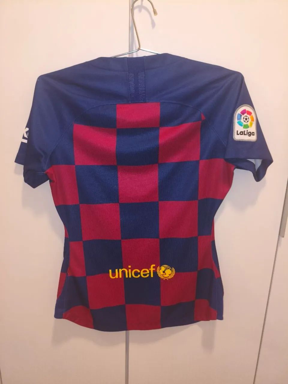 Camisa Barcelona feminina ORIGINAL - Foto 2