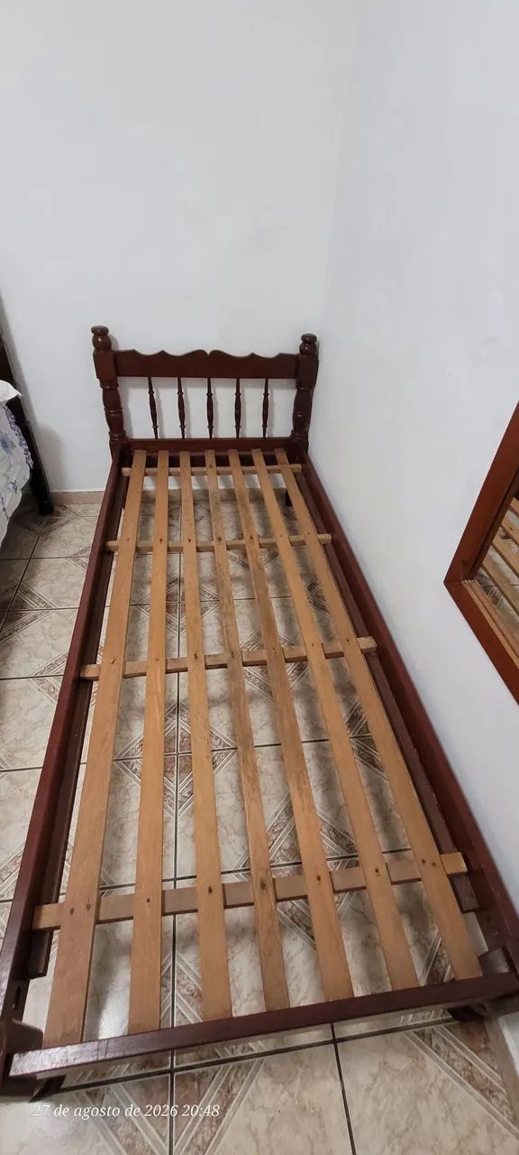 Cama madeira maciça solteiro 