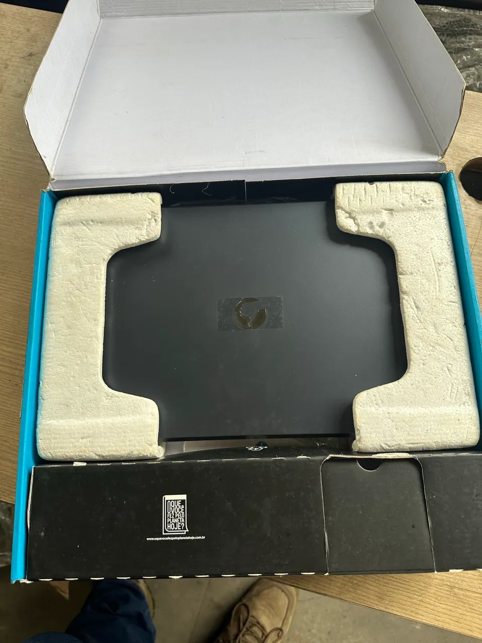 Notebook positivo nunca usado 