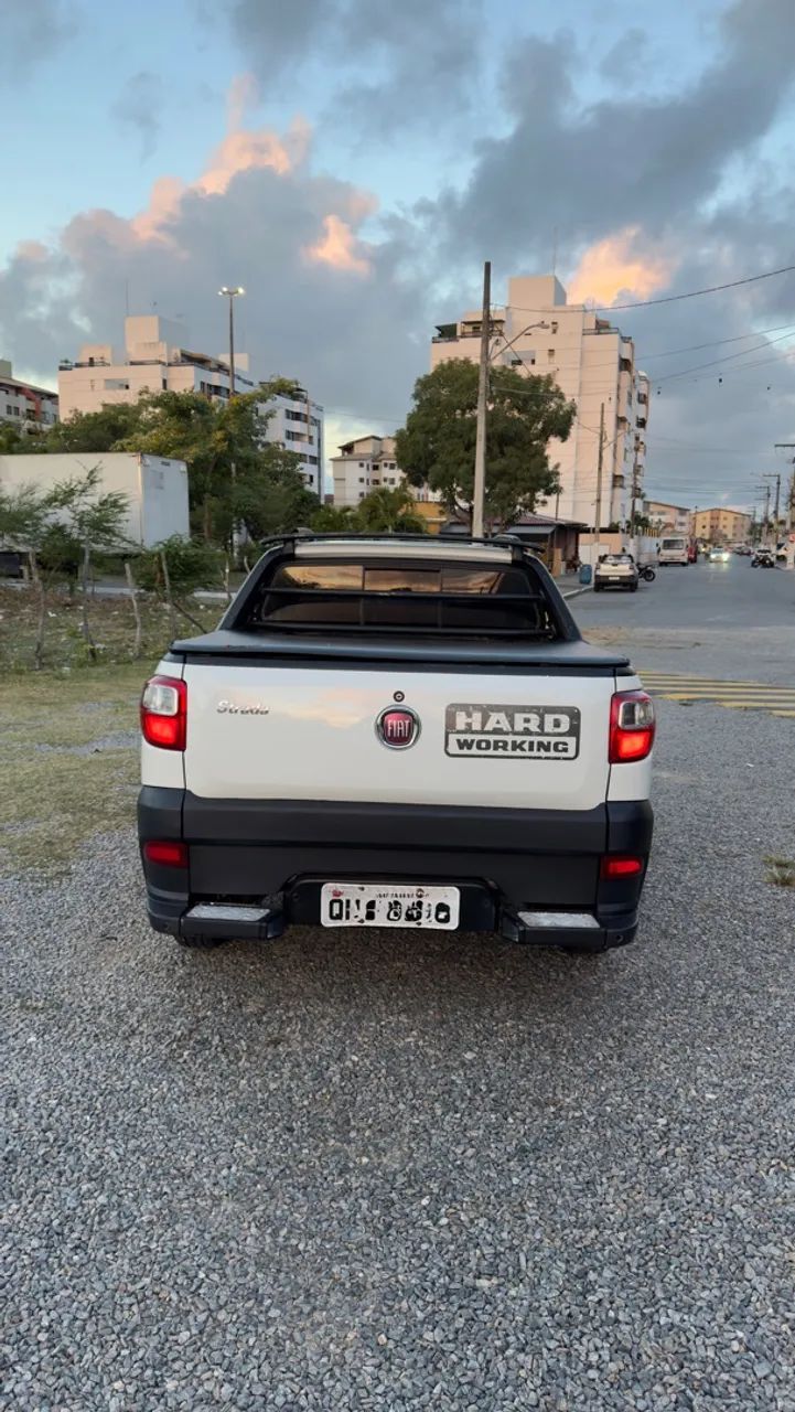 Fiat Strada Working Hard 1.4 Fire Flex 8V CD 2018 - Foto 4