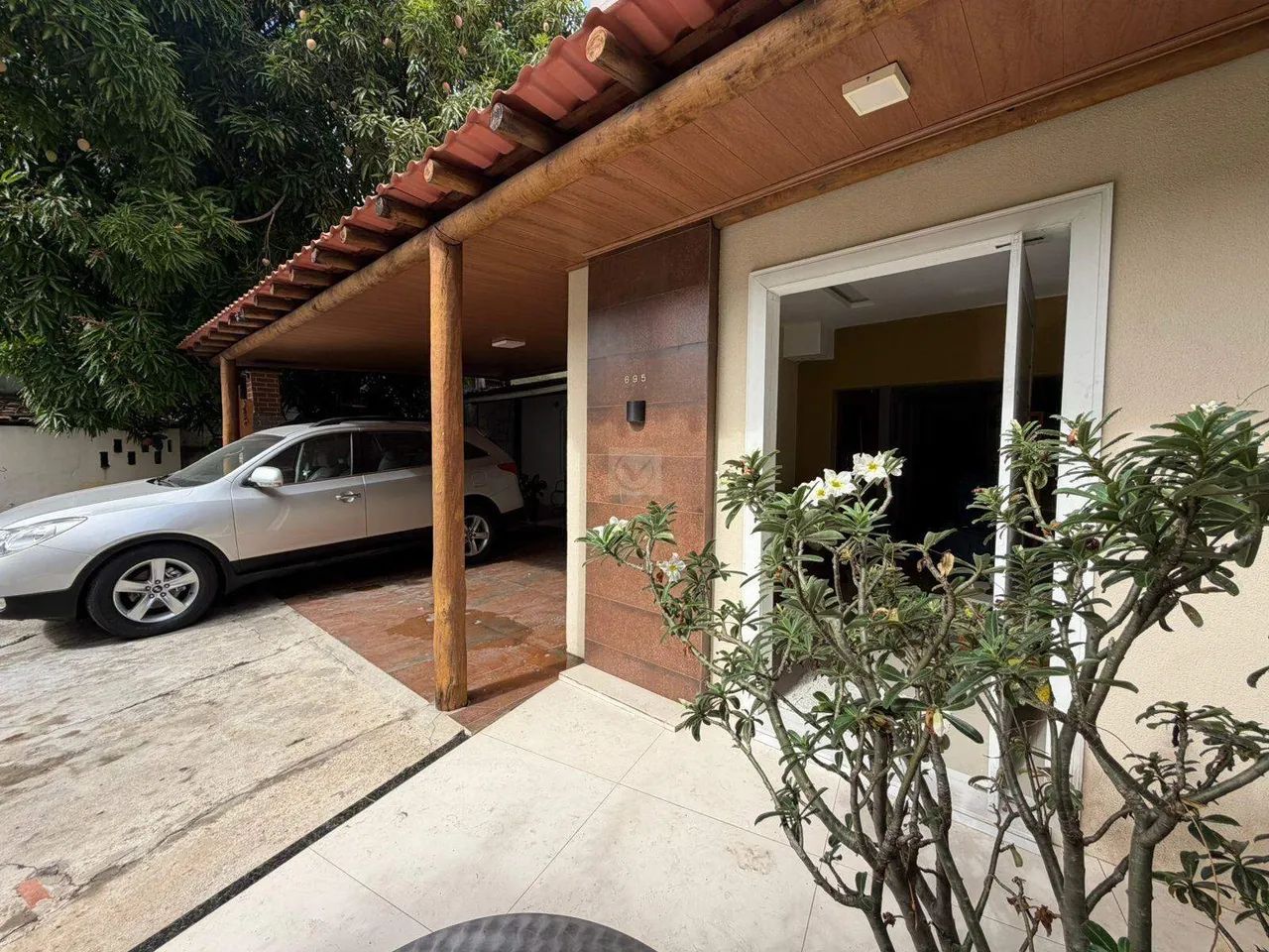 Casa para aluguel, 4 quartos, 1 suíte, 1 vaga, Luzia - Aracaju/SE