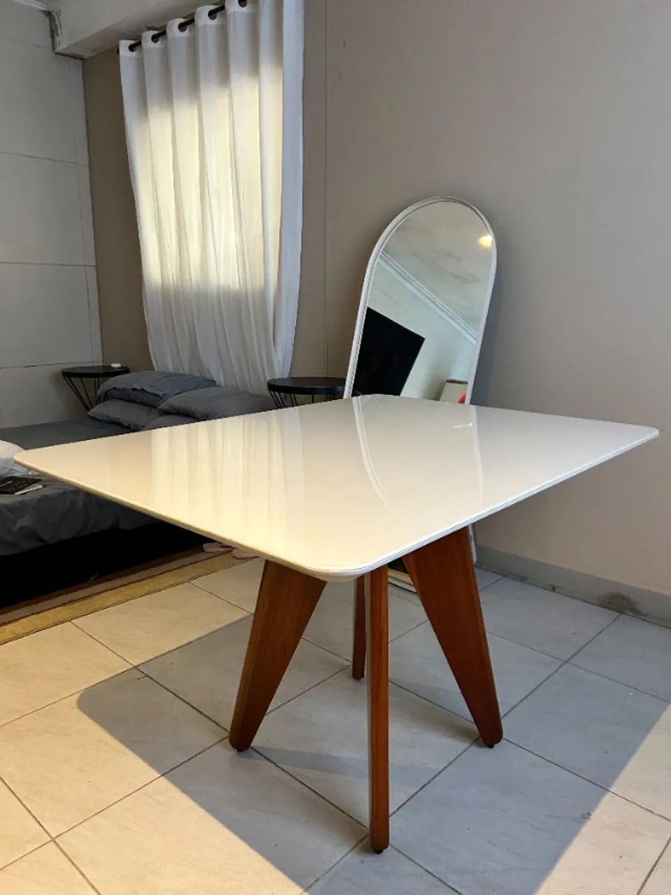 Mesa de Jantar 4 a 6 Lugares - Foto 2