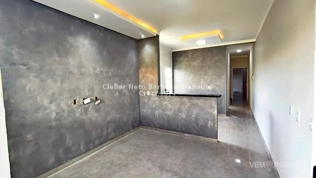 IMÓVEL COM SUÍTE, ESPAÇO GOURMET E SOBRA DE TERRENO AOS FUNDOS - Foto 5
