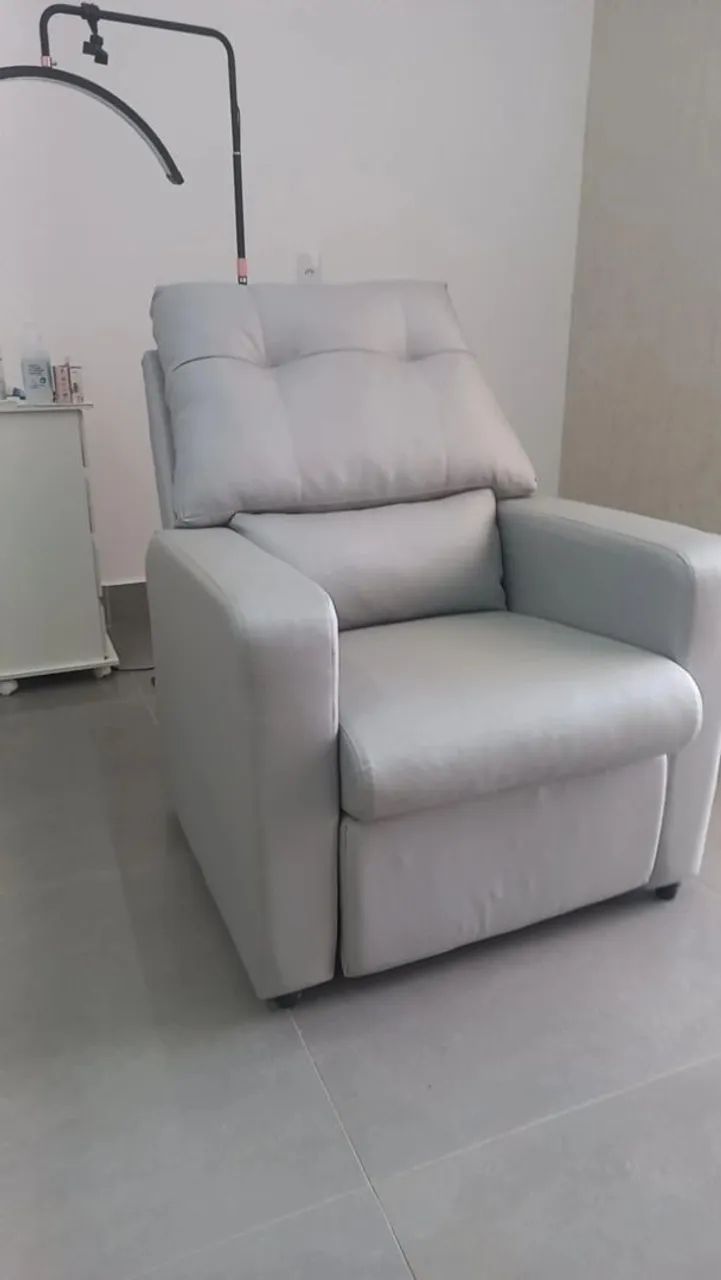 Poltrona reclinável em Goiânia  a pronta  - Foto 5