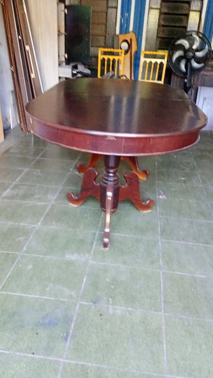 Mesa colonial 