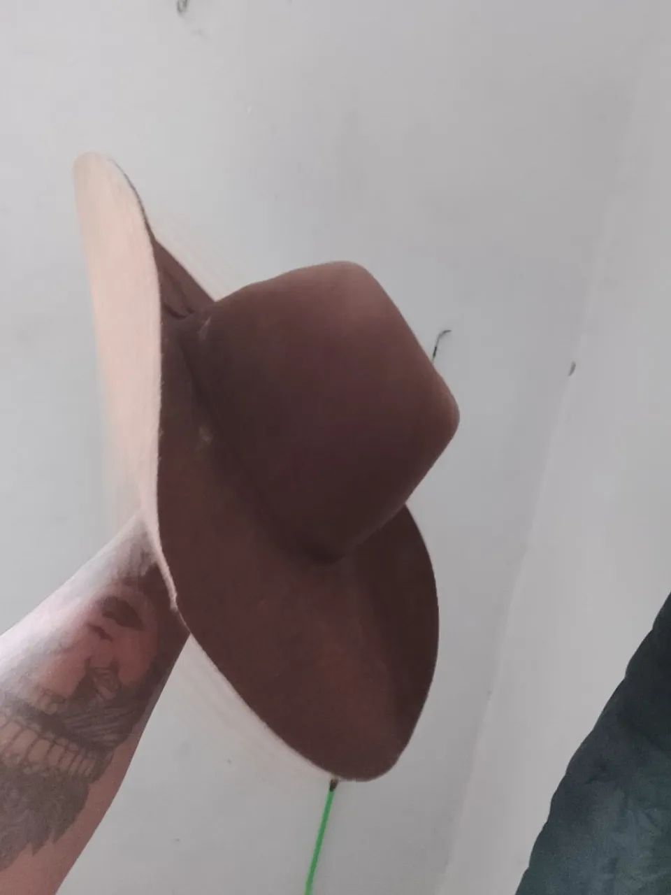 Vende se chapéu  - Foto 2
