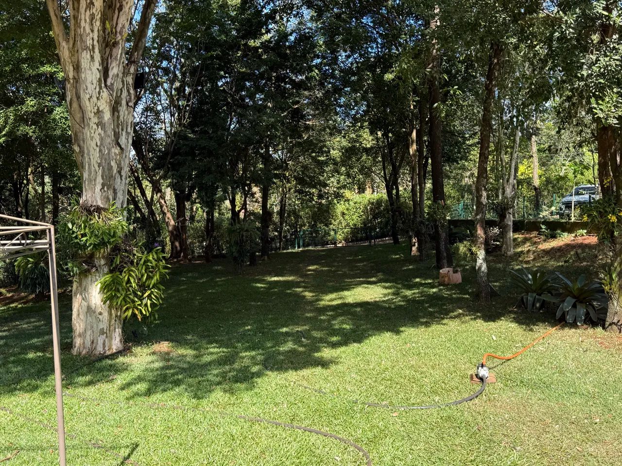 Sítio entre Cravinhos e serra azul 