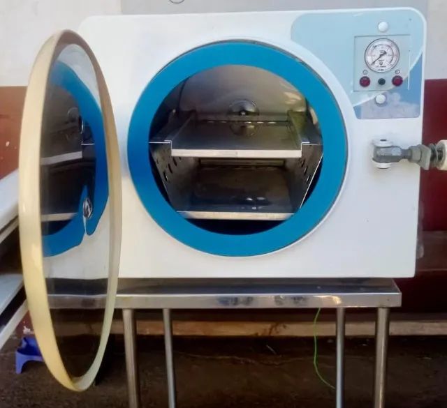 AUTOCLAVE STERMAX 42L - Foto 2