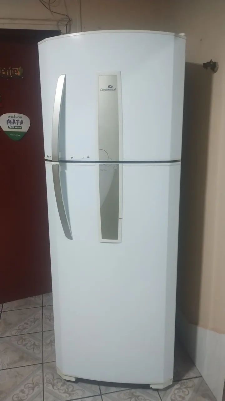 Vendo geladeira 2 portas  - Foto 3