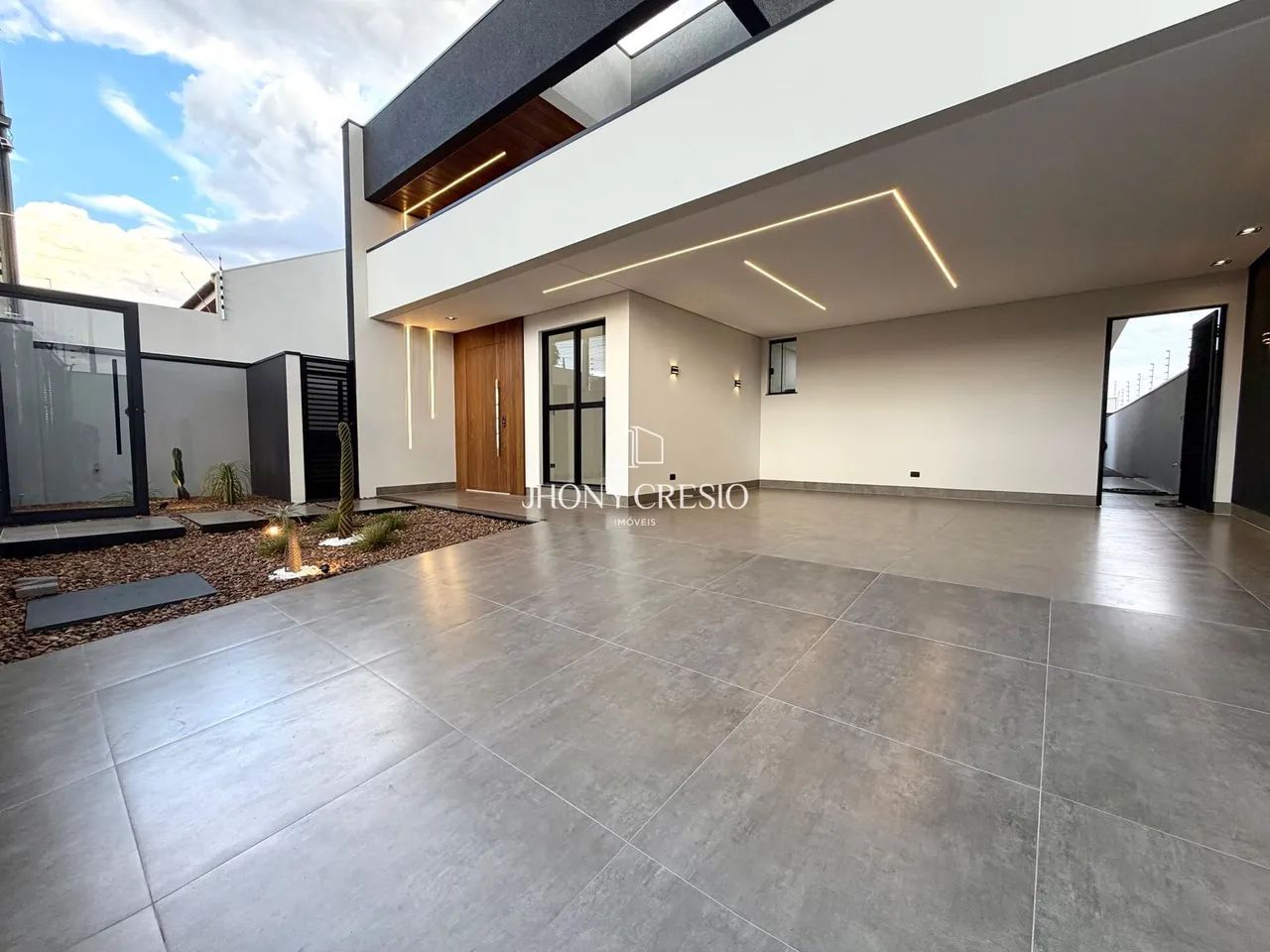 Casa de ALTO NÍVEL com 3 suítes e closet. Maringá - Foto 4