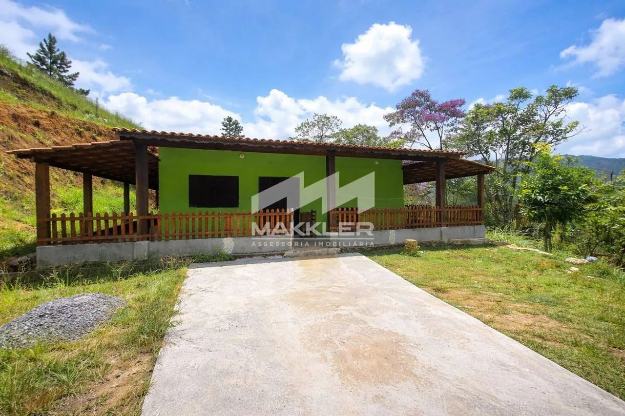SÍTIO EM QUELUZ 2000 M2