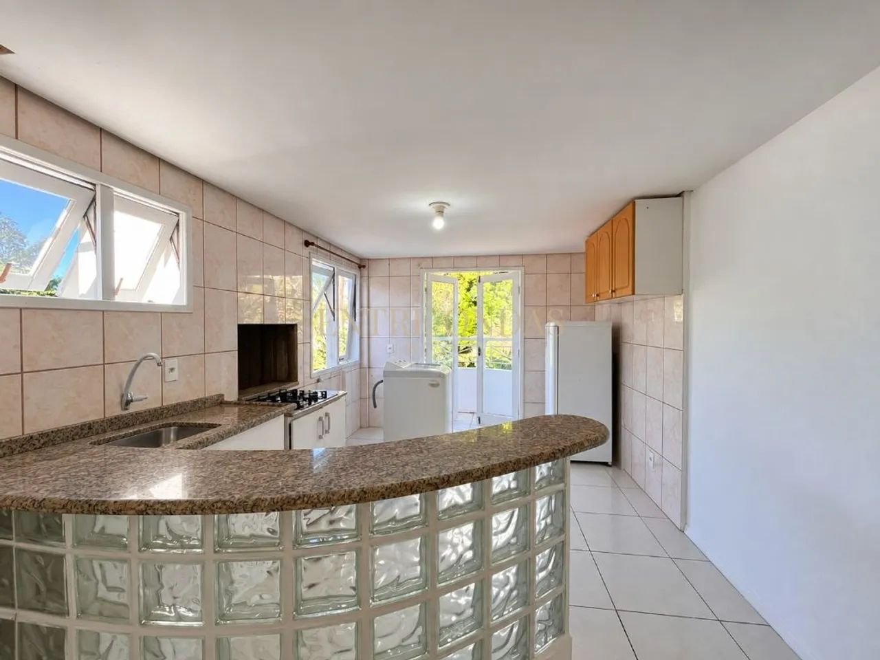 Apartamento com 1 quarto no bairro Capoeiras, Florianópolis. - Foto 5