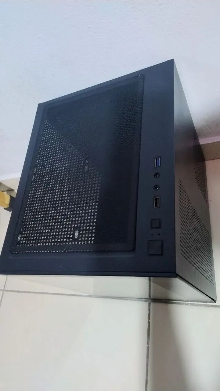 Gabinete Aquário mATX iTX - Foto 4