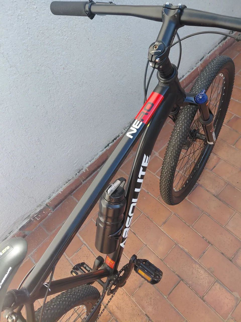 Bike absolute aro 29 quadro 21 - Foto 5