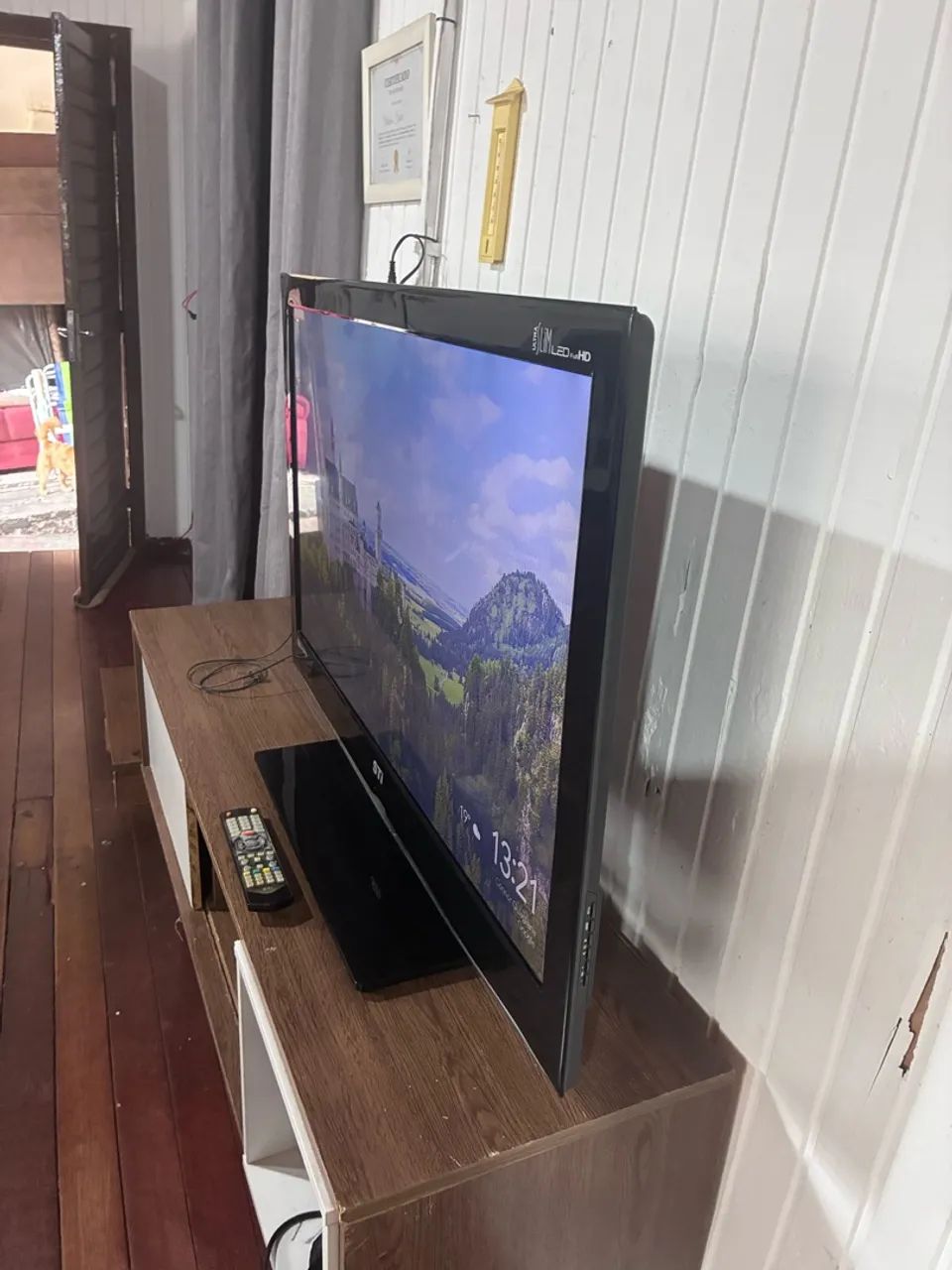 TV STI 42? polegadas com controle  - Foto 3