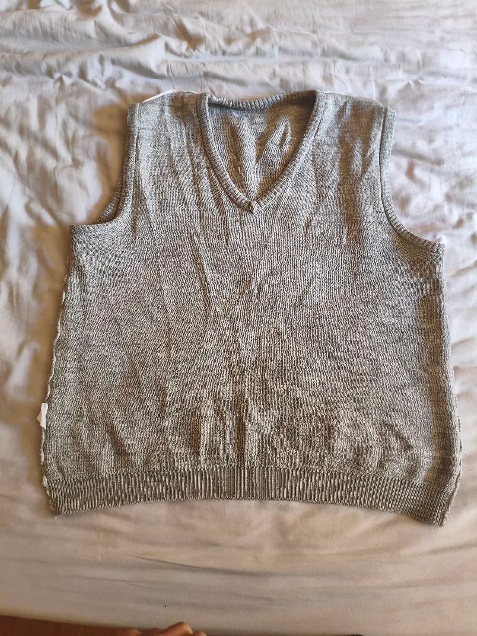 Colete de lã cor cinza veste M e G - Foto 3
