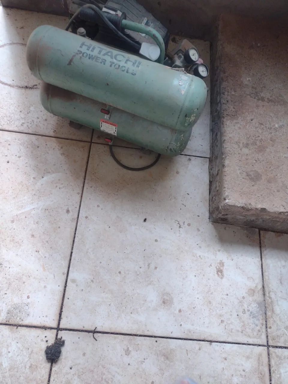 Compressor de ar Hitashi - Foto 4