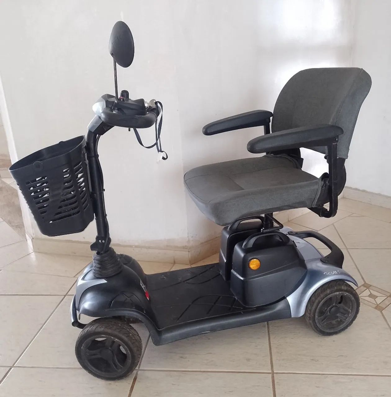 SCOOTER/QUADRICICLO/CARRINHO ELÉTRICO MODELO SCOTT S