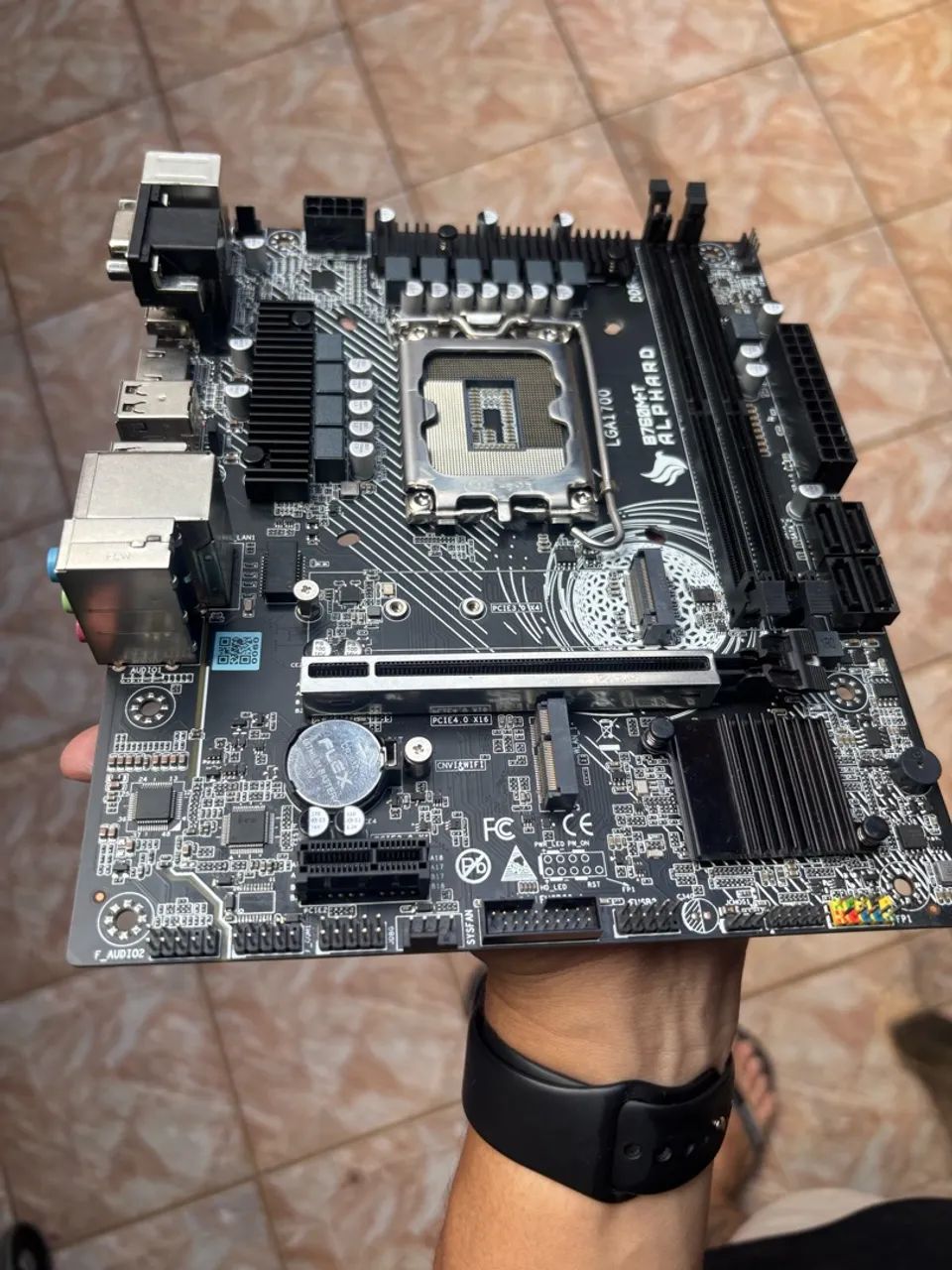 PLACA MÃE ALPHARD 760M COM DEFEITO