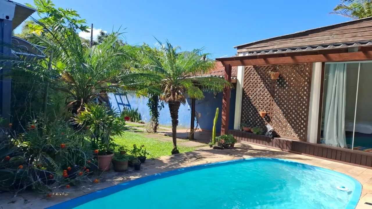 Casa de 3 dormitórios à venda nos Açores
