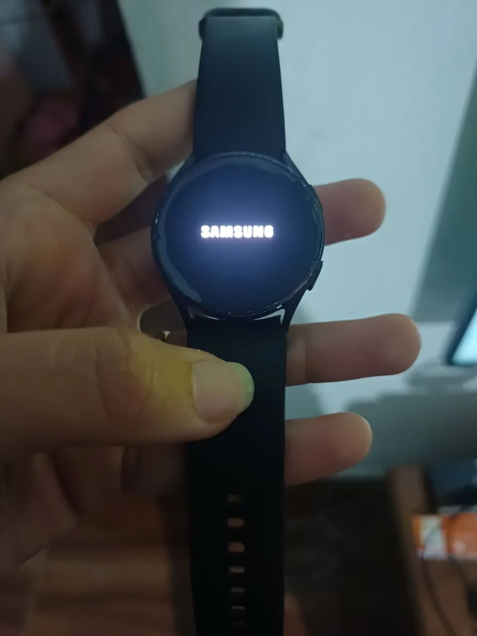 1 Galaxy Watch4 com carregador - Foto 3