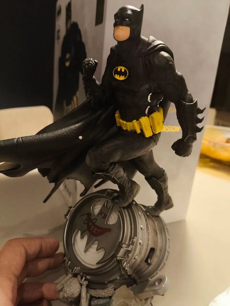 Batman Deluxe Black Version 1/10 Iron Studios  - Foto 2