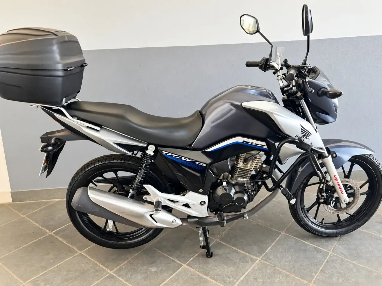 Titan 160 