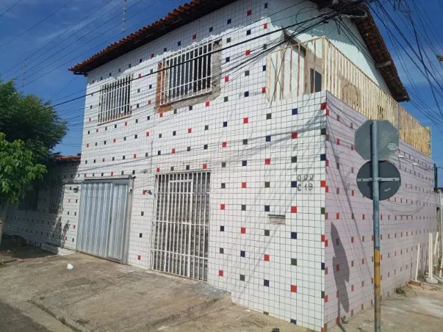 Casa Com Ponto Comercial no Mocambinho