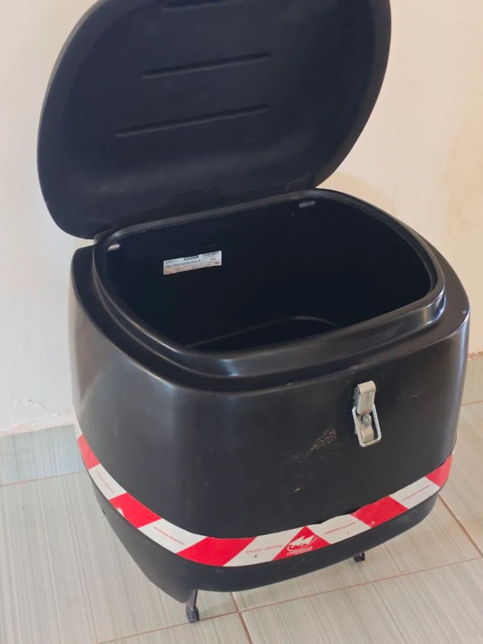 Baú 90 litros