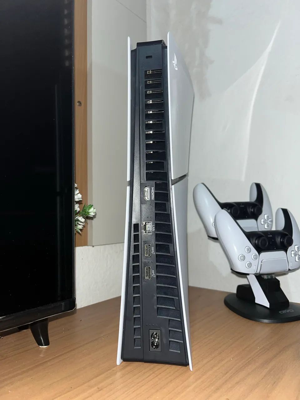 PS5 Slim 1TB Digital  - Foto 3