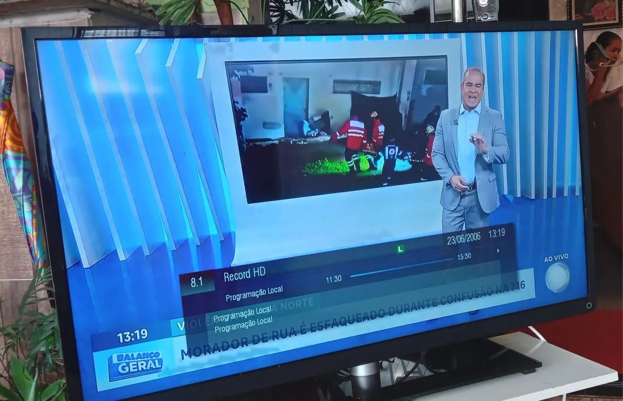 Tv Led semp Toshiba 40 polegadas  - Foto 4