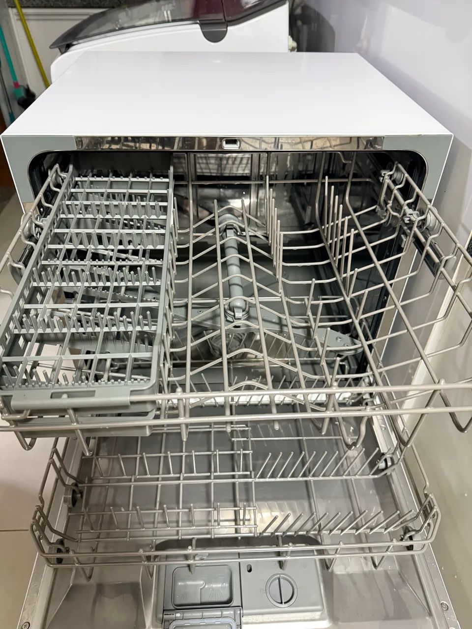 Lava louças Electrolux 8 serviços - Foto 4