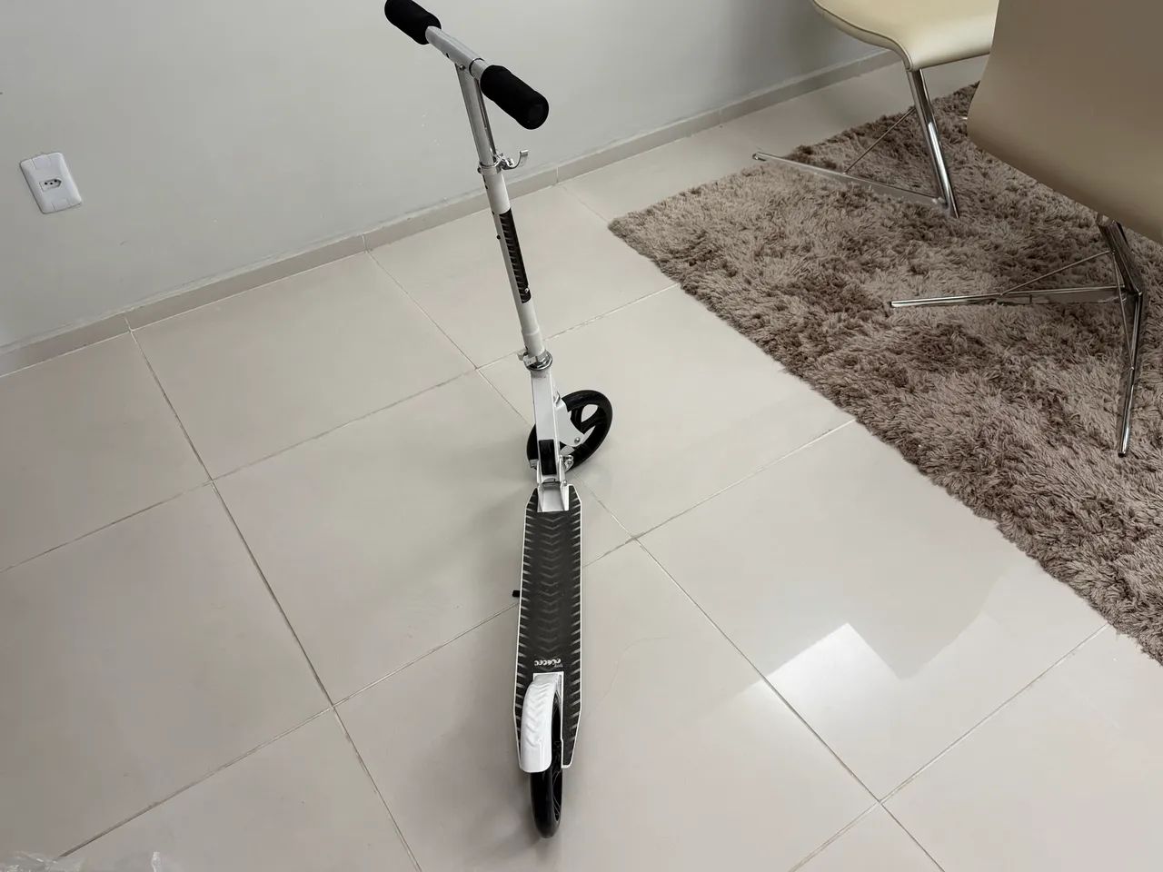 Panite com freio atrás dobrável novo com mochila e saco para guardar - Foto 4