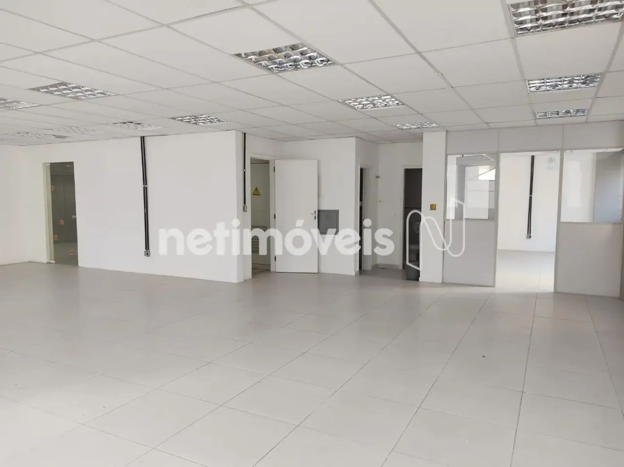 Conjunto Sala Comercial Locação República | 120m²; | 2 Salas | Edifício Galeria R. Monteir