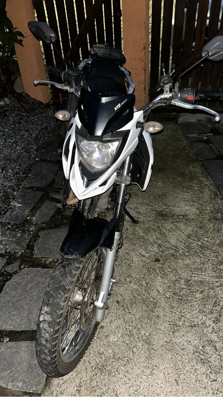 Crosser 2022  - Foto 2