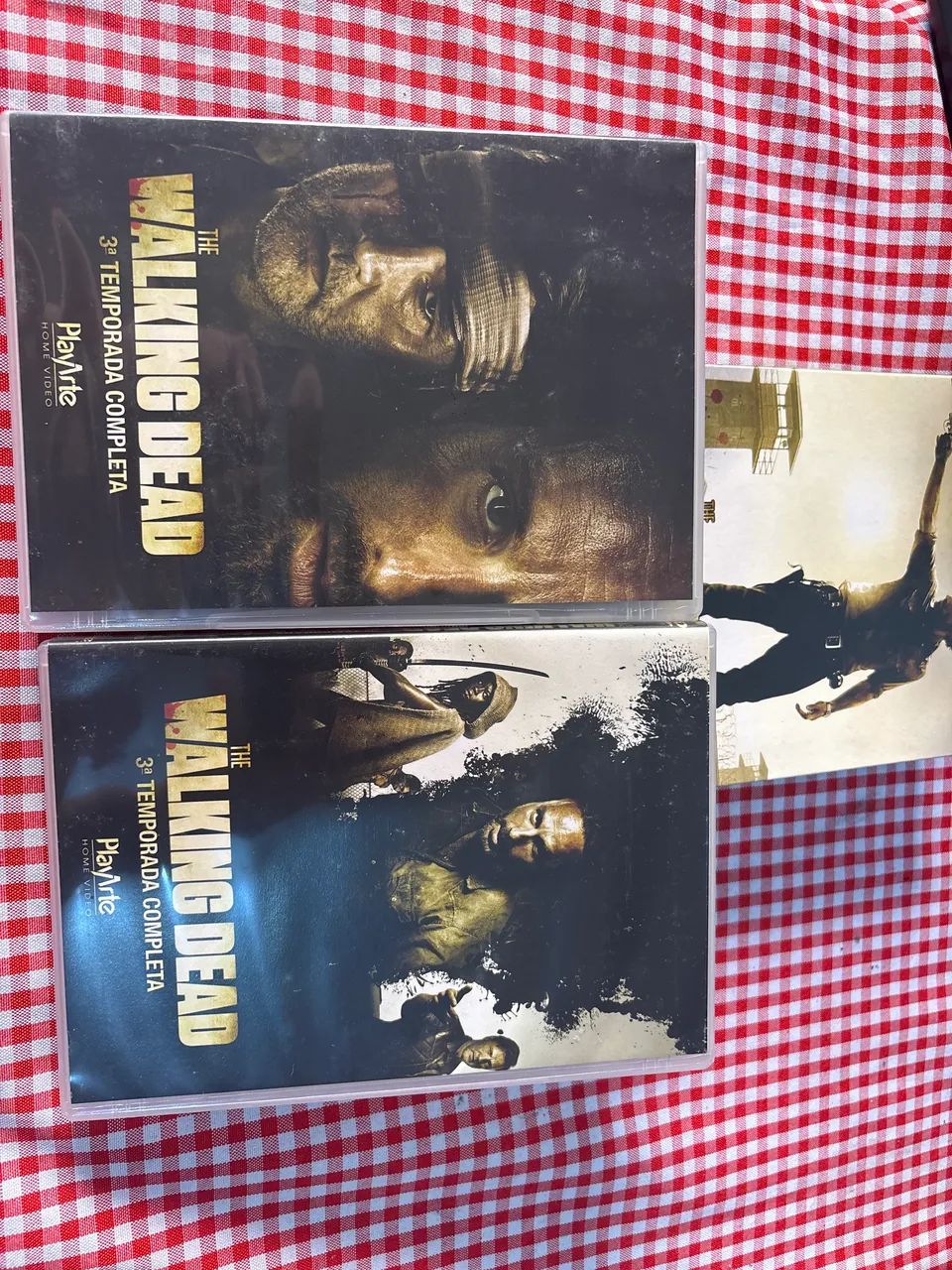 The Walking Dead - 3° Temporada - Foto 3